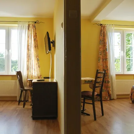 Adamow Homestay
